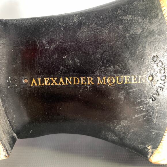 ALEXANDER MCQUEEN Size 8 Black Leather Chelsea Boots main image 4